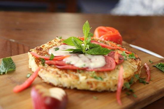 Tammouz Restaurant & Cafe